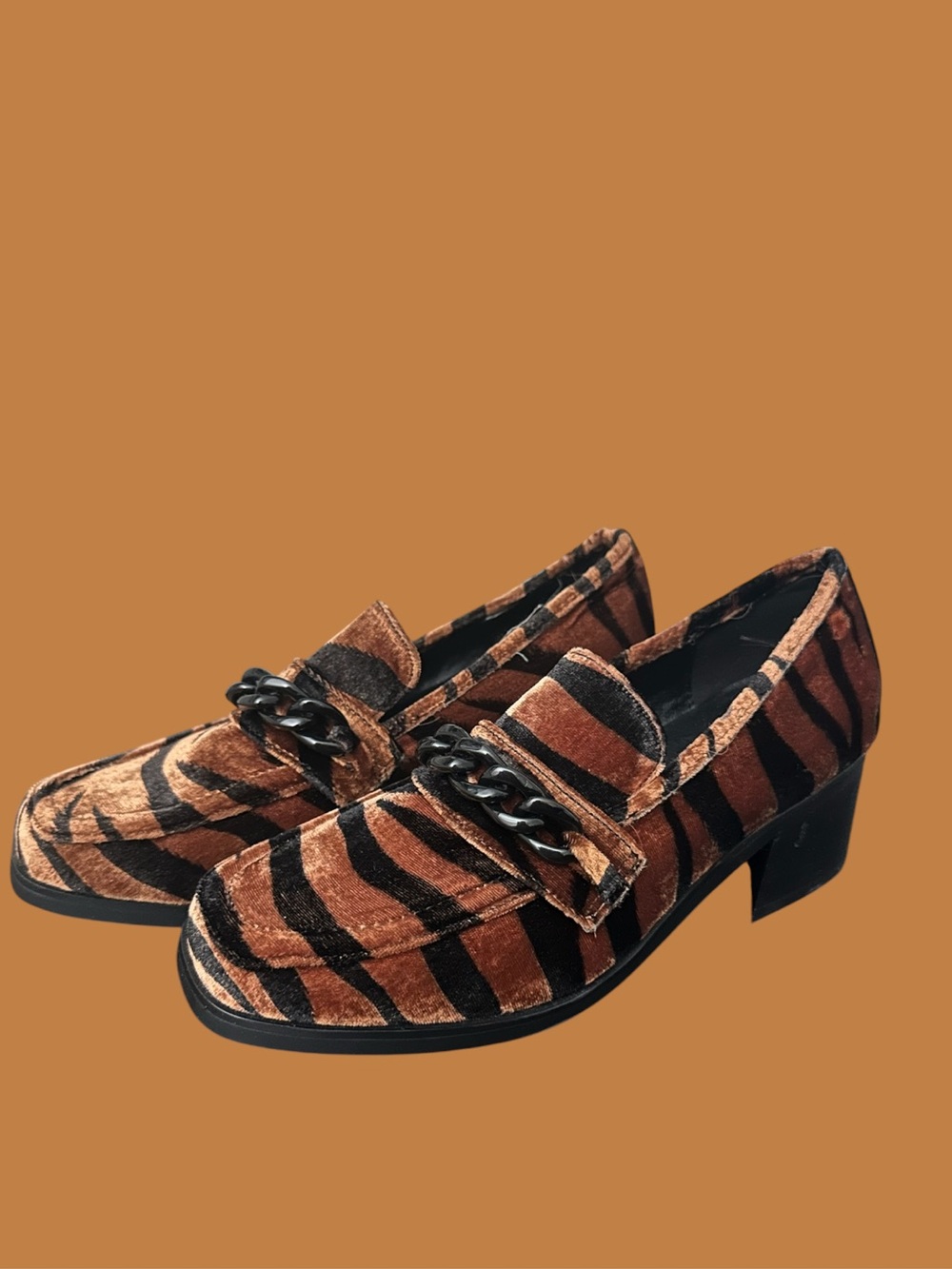 Urban Outfitters Sofia Chain Trim Heeled Loafers